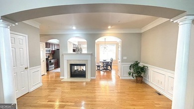 Stately Brick Townhouse (2 Car Garage End-Unit) in Sought-After - photo 18