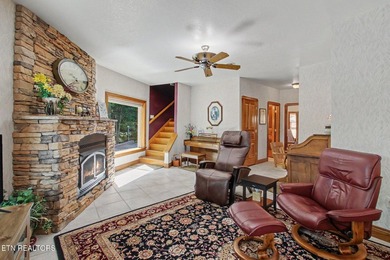 Breathtaking lakefront home on pristine Norris Lake. This - photo 18