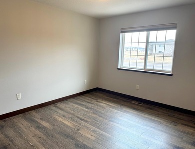 This like-new Kennedy model twin home in the Moon Lake - photo 22