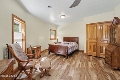 Breathtaking lakefront home on pristine Norris Lake. This - photo 23