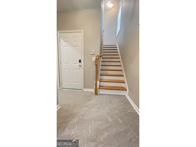 Stately Brick Townhouse (2 Car Garage End-Unit) in Sought-After - photo 44