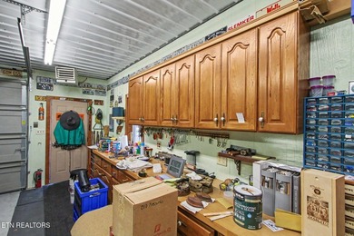 Breathtaking lakefront home on pristine Norris Lake. This - photo 45
