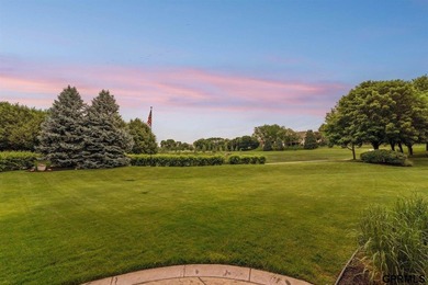 PENDING. NO OPEN HOUSE. Exceptional custom-built ranch with - photo 4