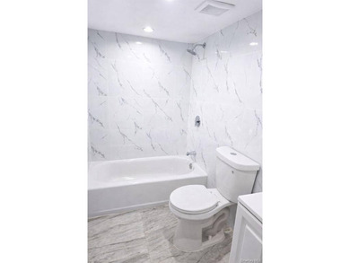 Beautifully renovated from top to bottom, this move-in-ready - photo 11