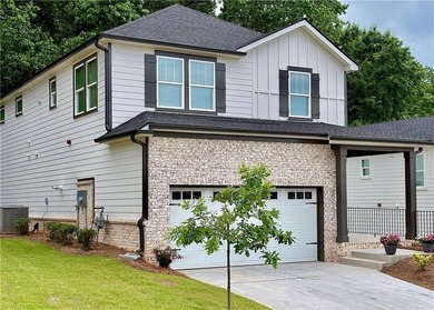 Built in 2025 and beautifully maintained, this move-in-ready - photo 2