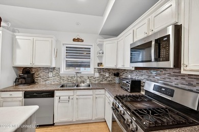 Currently operating as a successful short-term rental, this - photo 14