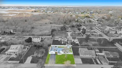 Welcome to 76 Huntington Drive, a beautifully updated 3-bedroom - photo 18