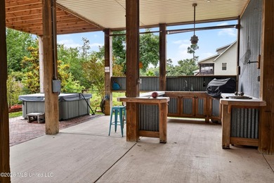 Currently operating as a successful short-term rental, this - photo 23