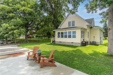 Waterfront Living on the Sunset Side of Beautiful Chaumont Bay! - photo 5