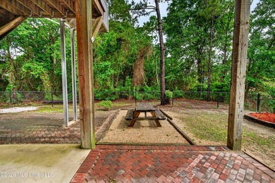 Currently operating as a successful short-term rental, this - photo 27