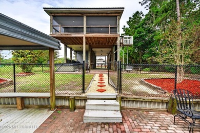 Currently operating as a successful short-term rental, this - photo 28