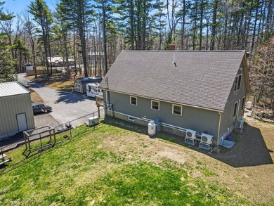 Nestled on 4 private acres just six minutes from downtown - photo 3