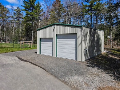 Nestled on 4 private acres just six minutes from downtown - photo 4