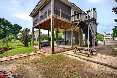 Currently operating as a successful short-term rental, this - photo 38