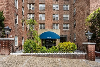 Bright and spacious 2-bedroom co-op at The Indiana in the heart - photo 1