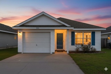 Welcome to this inviting and well-maintained Shadow Lakes patio - photo 2