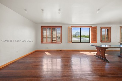 Compass Commercial is pleased to present an exclusive - photo 25