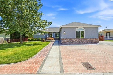 MLS# 294551 This well-maintained home is ideal for - photo 4