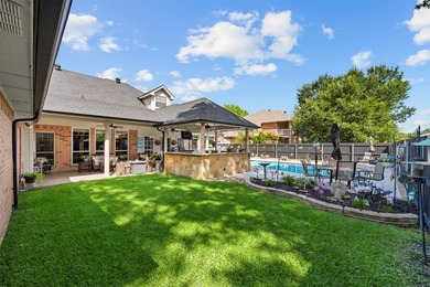 This is the ultimate example of family living! No detail was - photo 6