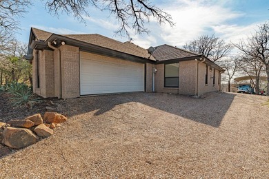 Welcome to your perfect lake retreat in Gordon, Texas! Just a - photo 33