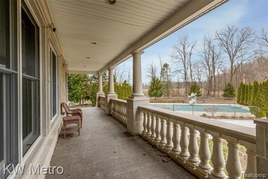 Set on a quiet cul-de-sac in one of Ray Township's most - photo 43