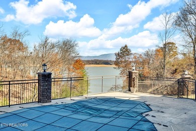 Set along the shores of Douglas Lake, this stunning lakefront - photo 44