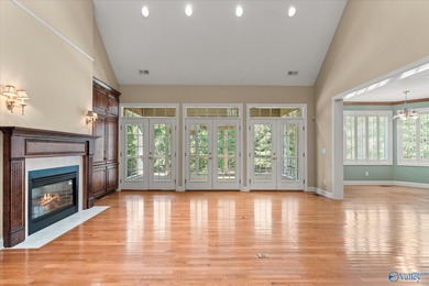 First time on the market! This beautiful 4BR/6BA custom home - photo 11