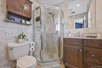 Welcome to this beautifully maintained two story home offering - photo 14