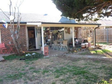 A great home in a great neighborhood. 3 bedrooms, 2 baths, 2car