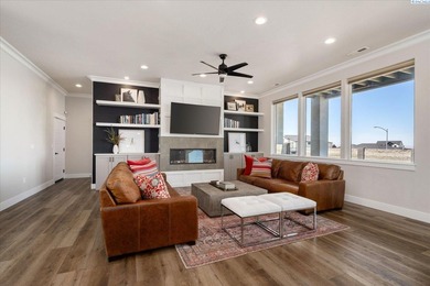 Discover the perfect balance of luxury, comfort, and space in - photo 6