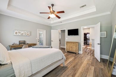 Love to entertain? This beautifully updated home in the gated - photo 20