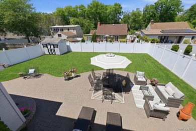 Welcome to this beautifully maintained two story home offering - photo 20