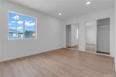 This well-maintained duplex offers two units under one roof - photo 20