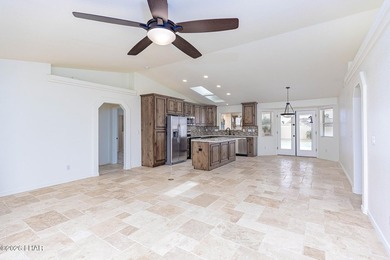Experience the Platinum Difference in this beautifully updated - photo 21