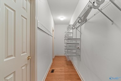 First time on the market! This beautiful 4BR/6BA custom home - photo 26