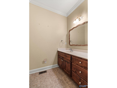 First time on the market! This beautiful 4BR/6BA custom home - photo 31