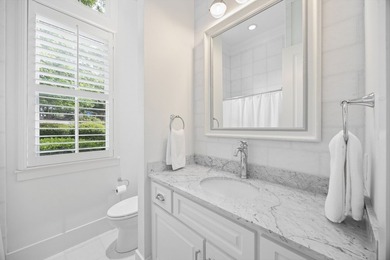 This lakefront Low Country Cottage is designed for comfort and - photo 31