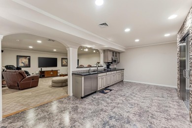 Welcome to 1 Rose Lane-an exceptional residence set within one - photo 34