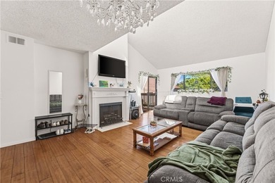 Just two short blocks from the sand, this inviting coastal condo - photo 5