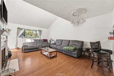 Just two short blocks from the sand, this inviting coastal condo - photo 7