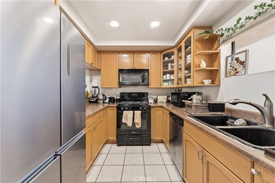 Just two short blocks from the sand, this inviting coastal condo - photo 10