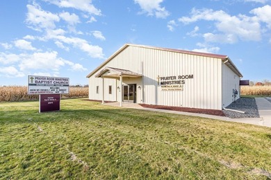 Discover incredible potential with this versatile 3,600 square - photo 3
