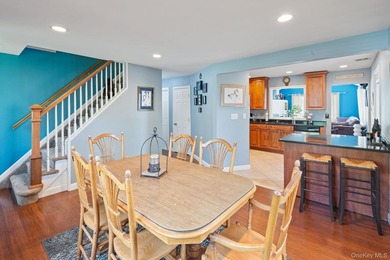 Beautifully maintained expanded Cape in Bay Shore offering 4 - photo 4