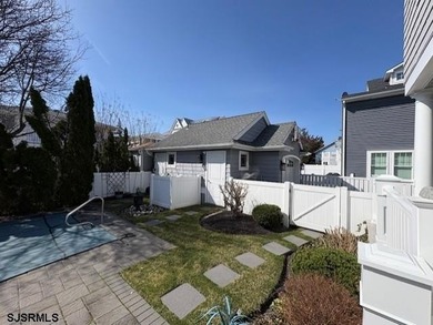Nestled in the Prestigious GARDENS community, this extraordinary - photo 27