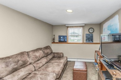 Welcome to this beautifully maintained home in the heart of - photo 6