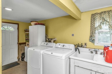 Welcome to this beautifully maintained home in the heart of - photo 9