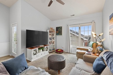 Welcome to effortless living in the heart of Owensboro. This - photo 5
