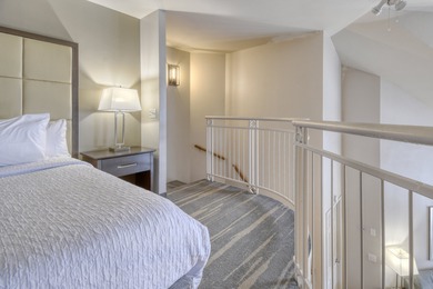 ***Homewood Suites by Hilton*** A great pied-a-terre, right in
