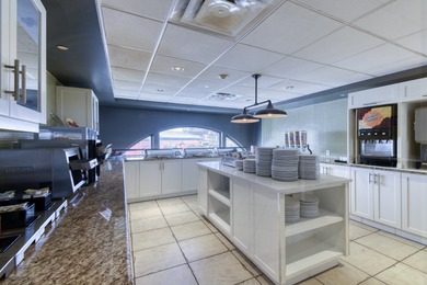 ***Homewood Suites by Hilton*** A great pied-a-terre, right in