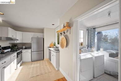 4355 Everett Avenue presents a versatile duplex opportunity in - photo 21